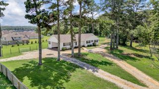 8279 Dunn Lane, Olive Branch, MS 38654