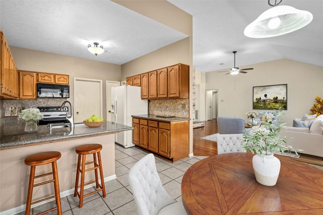 1509 Windsor Drive, Friendswood, TX 77546