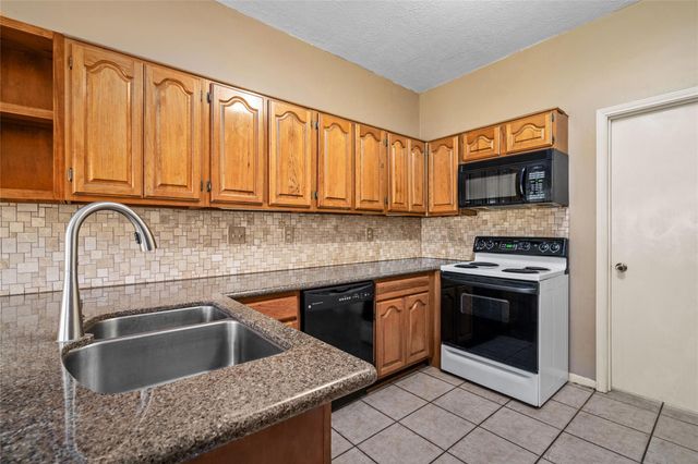 1509 Windsor Drive, Friendswood, TX 77546