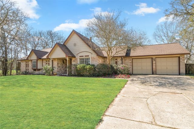 1509 Windsor Drive, Friendswood, TX 77546