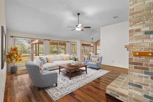 1509 Windsor Drive, Friendswood, TX 77546