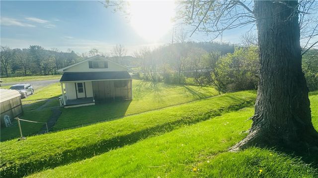 708 Lardintown Rd, Fawn Twp, PA 15084