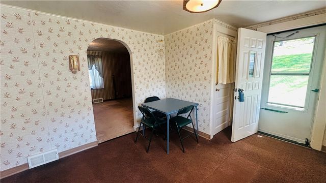 708 Lardintown Rd, Fawn Twp, PA 15084