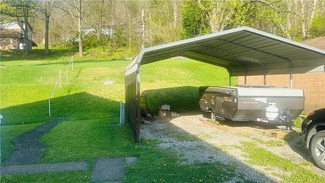 708 Lardintown Rd, Fawn Twp, PA 15084