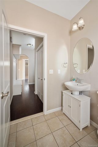 51026 Upland View Street, Canton Charter Township, MI 48188