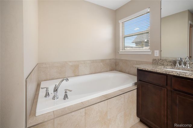 51026 Upland View Street, Canton Charter Township, MI 48188