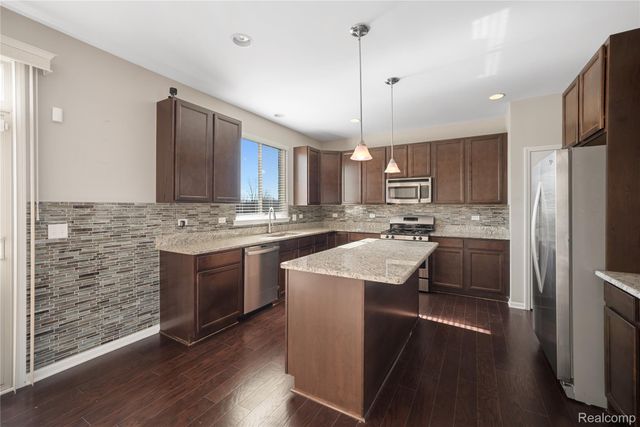 51026 Upland View Street, Canton Charter Township, MI 48188