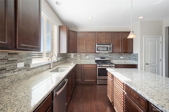 51026 Upland View Street, Canton Charter Township, MI 48188