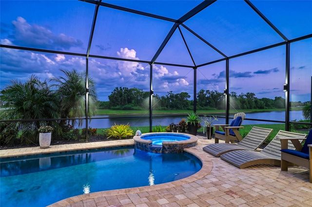 5731 CHEECH GLEN, Bradenton, FL 34211