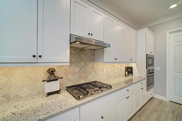 5731 CHEECH GLEN, Bradenton, FL 34211