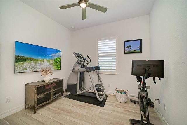 5731 CHEECH GLEN, Bradenton, FL 34211