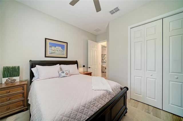 5731 CHEECH GLEN, Bradenton, FL 34211
