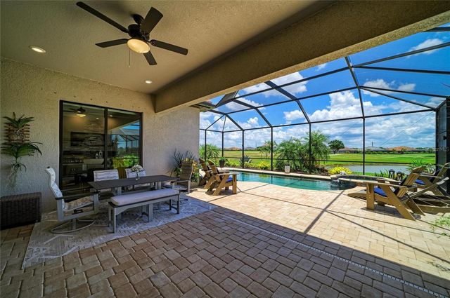 5731 CHEECH GLEN, Bradenton, FL 34211