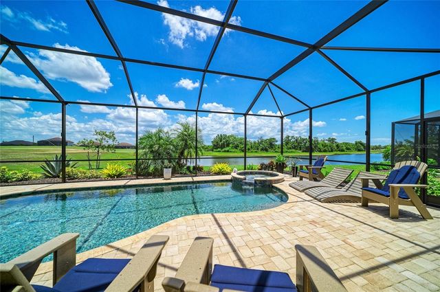 5731 CHEECH GLEN, Bradenton, FL 34211