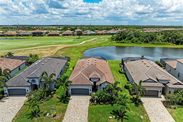 5731 CHEECH GLEN, Bradenton, FL 34211