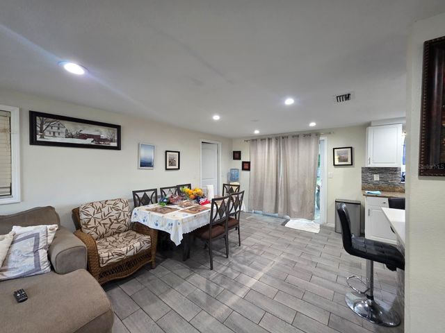 3412 16TH STREET E, Bradenton, FL 34208