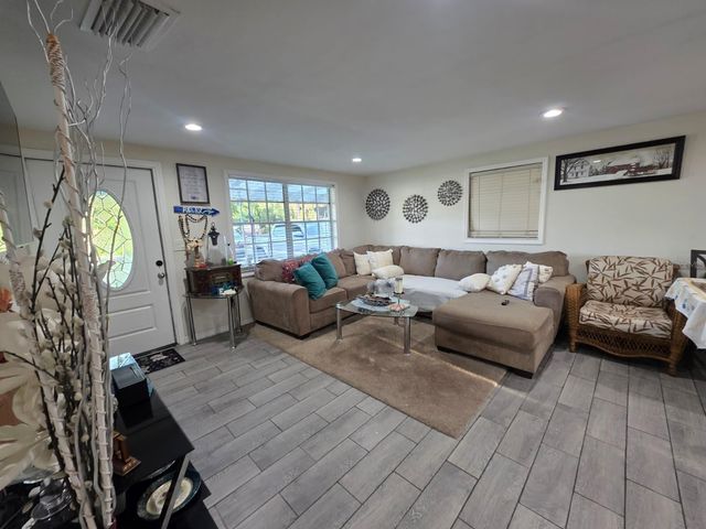 3412 16TH STREET E, Bradenton, FL 34208