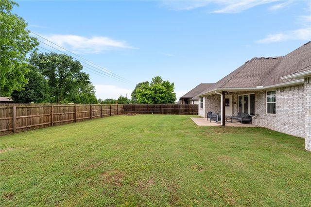 714 Macdonald Drive, Pea Ridge, AR 72751
