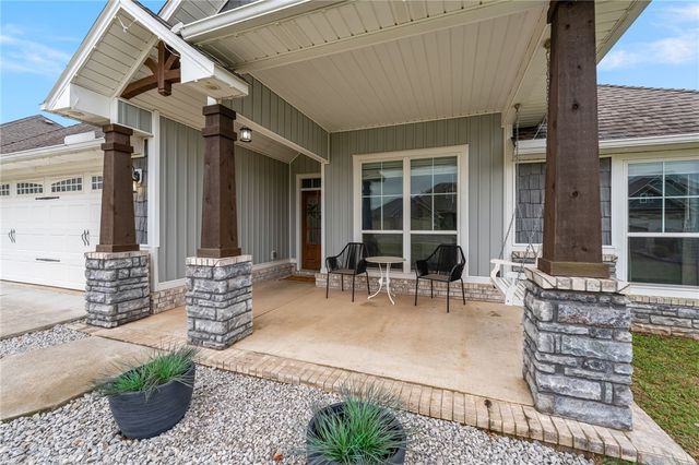 714 Macdonald Drive, Pea Ridge, AR 72751
