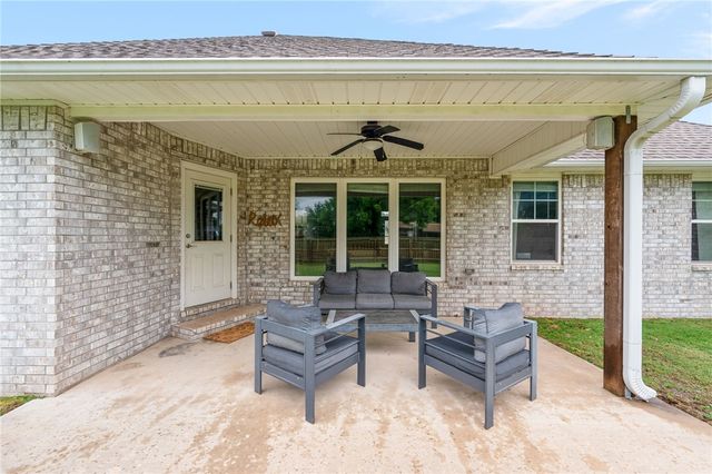 714 Macdonald Drive, Pea Ridge, AR 72751