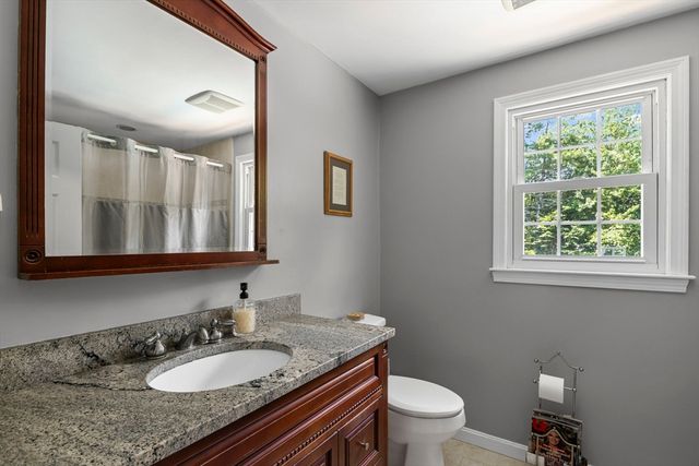 17 Shagbark Rd, Easton, MA 02375