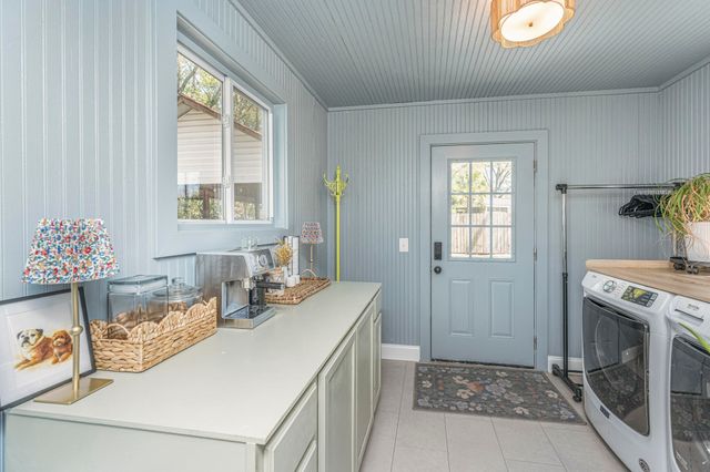 6 Stratford Road, Charleston, SC 29407