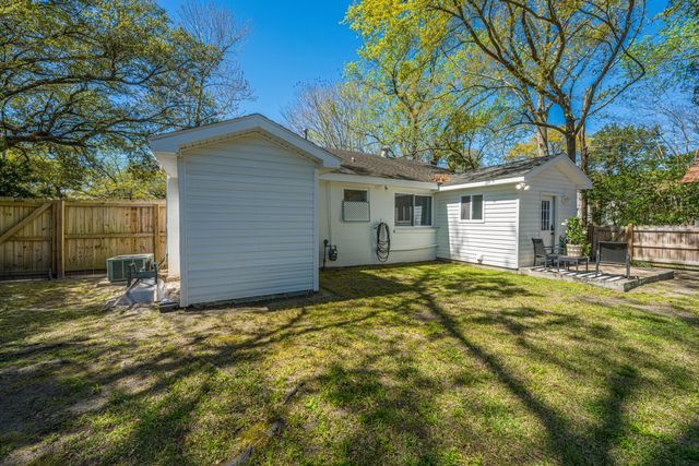 6 Stratford Road, Charleston, SC 29407