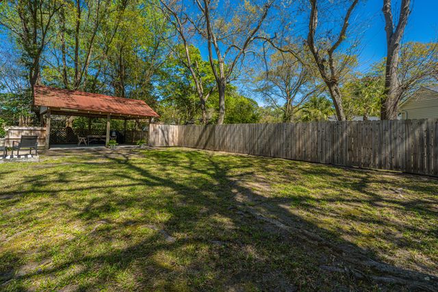 6 Stratford Road, Charleston, SC 29407