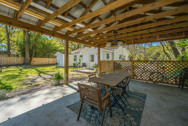 6 Stratford Road, Charleston, SC 29407