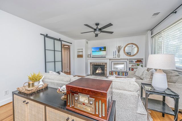 6 Stratford Road, Charleston, SC 29407