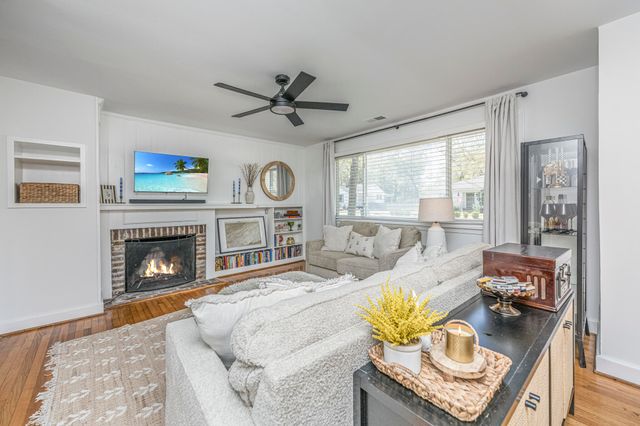 6 Stratford Road, Charleston, SC 29407