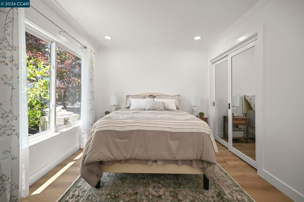 Image 22 of property listing at 2045 Pine Knoll Drive 6, Walnut Creek, CA 94595