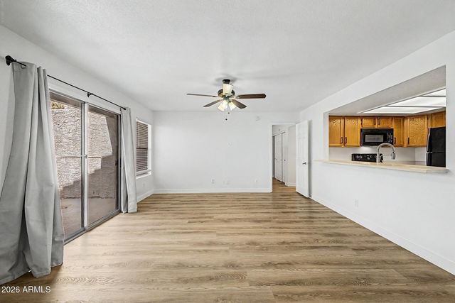 1331 W BASELINE Road 161, Mesa, AZ 85202