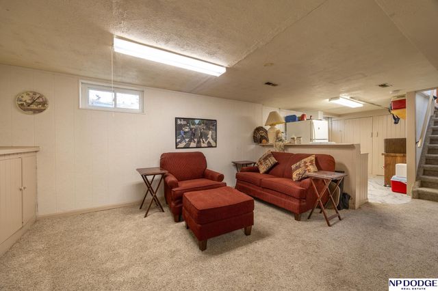 1152 N Sycamore Street, Wahoo, NE 68066