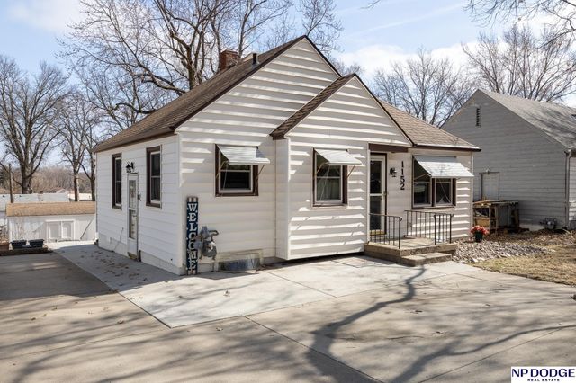 1152 N Sycamore Street, Wahoo, NE 68066