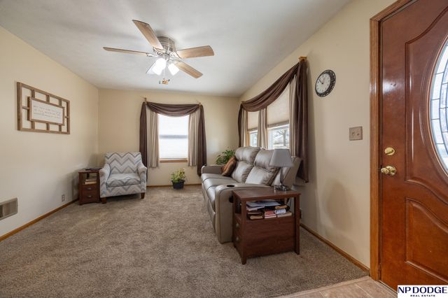 1152 N Sycamore Street, Wahoo, NE 68066