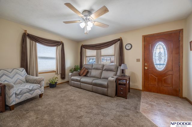 1152 N Sycamore Street, Wahoo, NE 68066