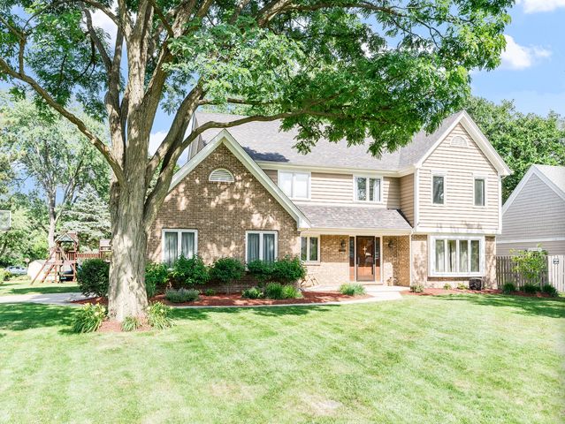0S415 Madison Street, Winfield, IL 60190