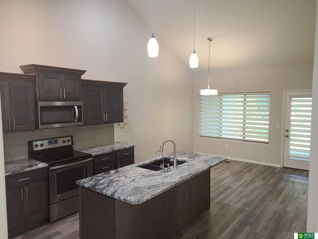 3814 Chileno Drive, Lincoln, NE 68516