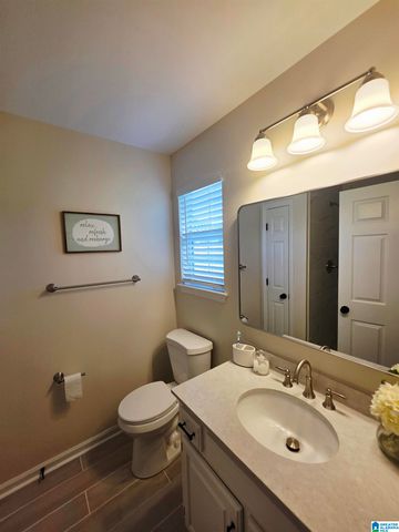522 FLINT HILL ROAD, Bessemer, AL 35022