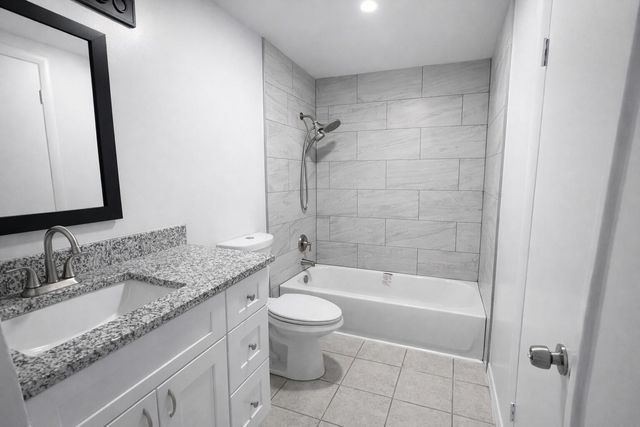 5010 Killarney Avenue B, Fort Pierce, FL 34951