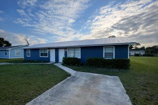 5010 Killarney Avenue B, Fort Pierce, FL 34951