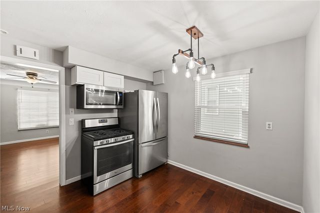 168 Beck Road, Avon Lake, OH 44012