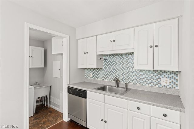 168 Beck Road, Avon Lake, OH 44012