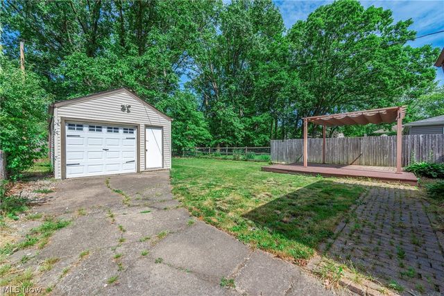 168 Beck Road, Avon Lake, OH 44012