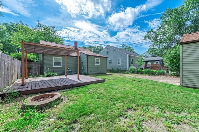 168 Beck Road, Avon Lake, OH 44012