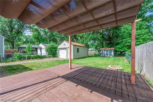 168 Beck Road, Avon Lake, OH 44012