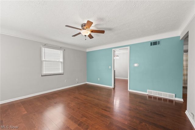 168 Beck Road, Avon Lake, OH 44012