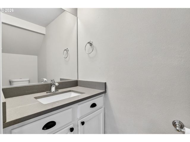 217 Ne 146TH Ave 5, Portland, OR 97230