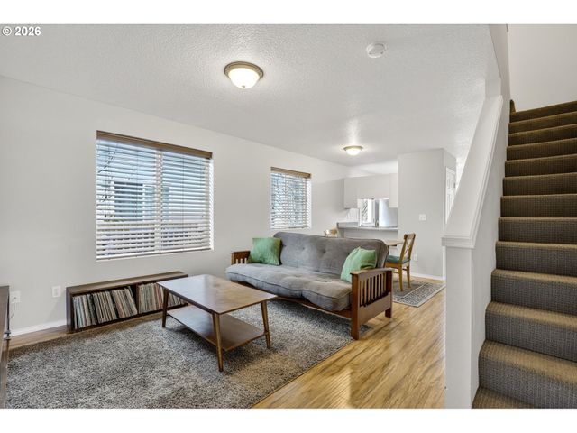 217 Ne 146TH Ave 5, Portland, OR 97230